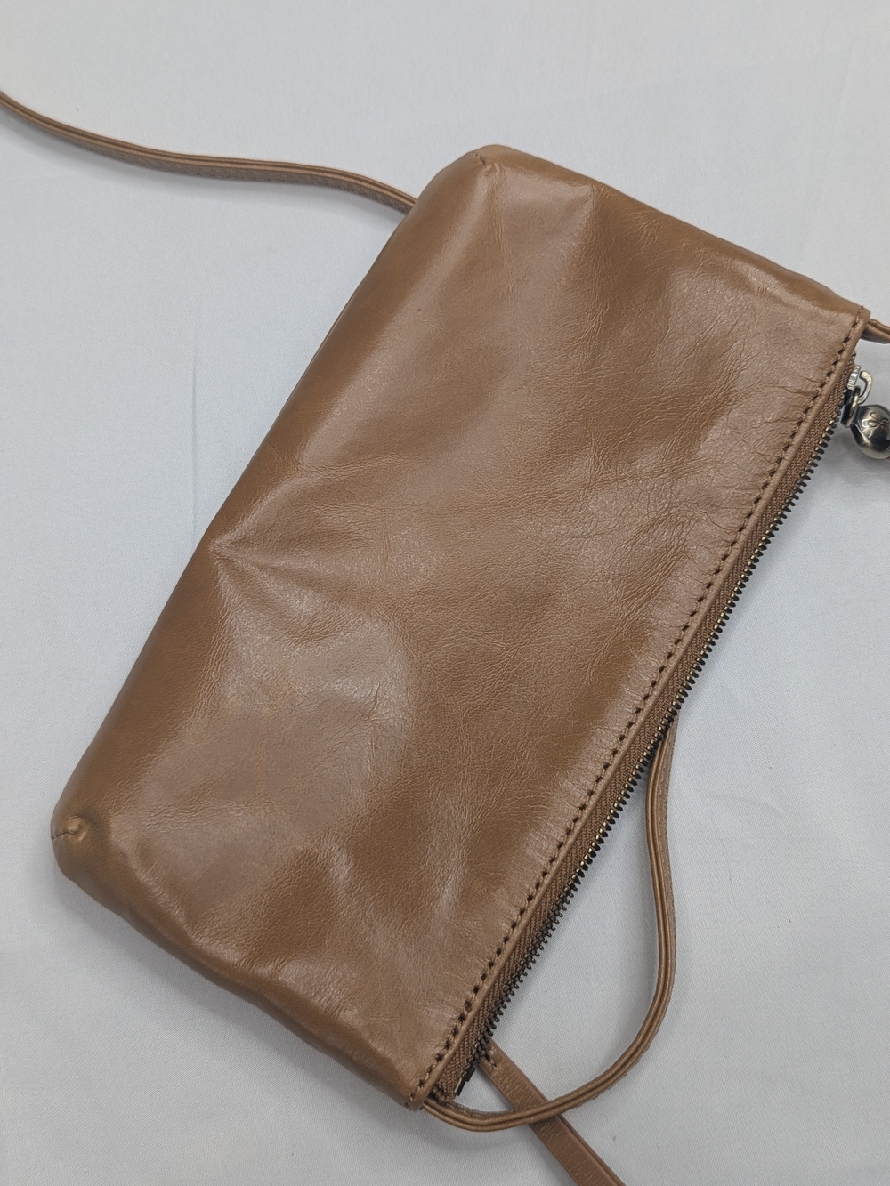 HOBO International Tan Leather Crossbody Pouch / Purse - Picture 9 of 16